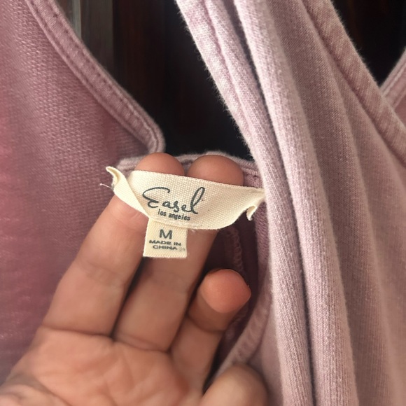 Boutique Easel Mauve Floral Tie-Shoulder Jumpsuit overalls pink purple rose M L - Picture 2 of 5